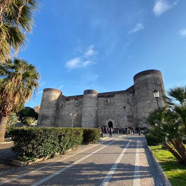 Borgo Santa Caterina Villa Катания Екстериор снимка