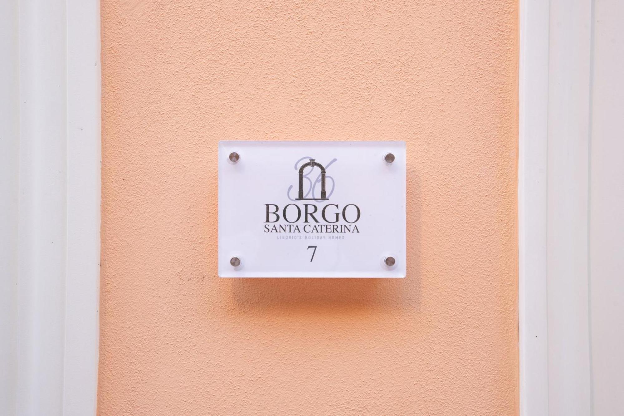 Borgo Santa Caterina Villa Катания Екстериор снимка